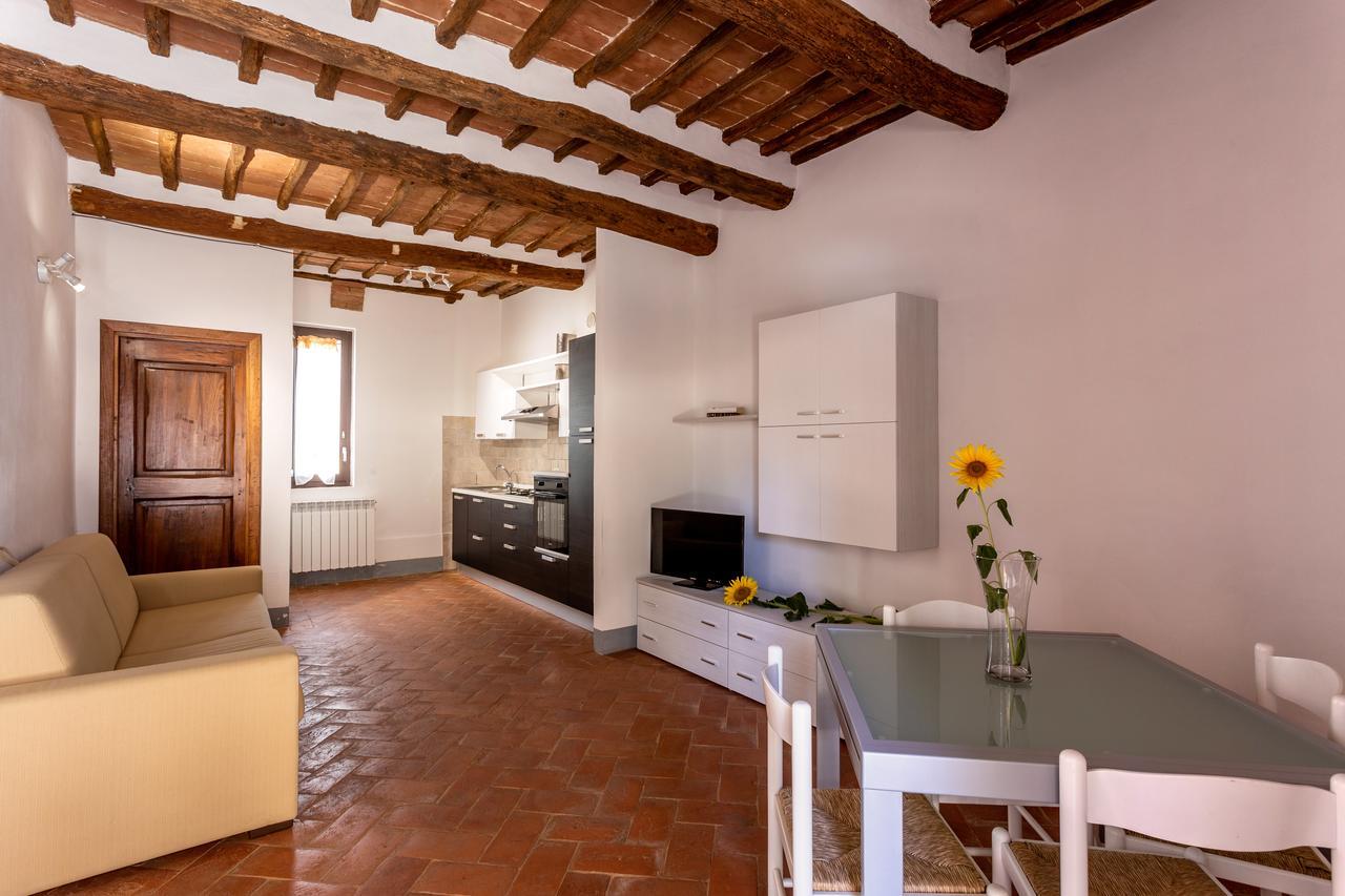 Il Borgo Di Terrensano Aparthotel Siena Luaran gambar