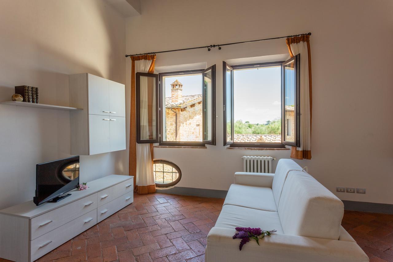 Il Borgo Di Terrensano Aparthotel Siena Luaran gambar