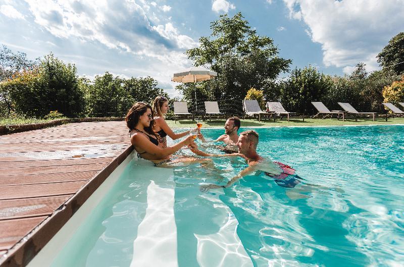 Il Borgo Di Terrensano Aparthotel Siena Luaran gambar